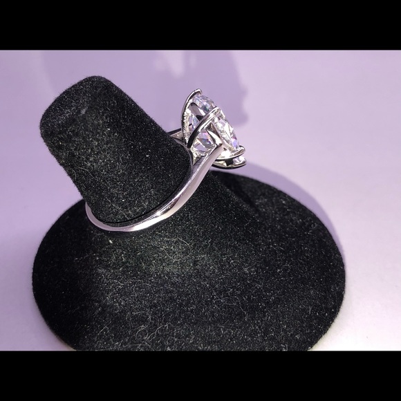 COPY - Cocktails Rings,Clear Pearl shape Zircon 1.5x0.8cm - Picture 9 of 10